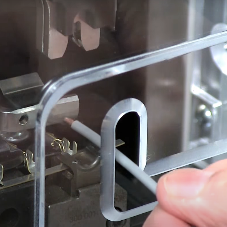 How to Crimp Automotive Connector Terminals