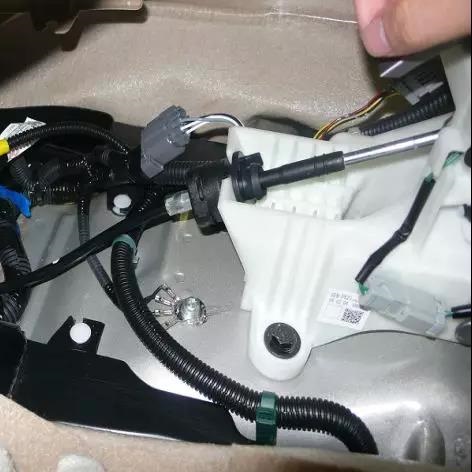 How to Properly Repair and Replace Automotive Wire Harnesses